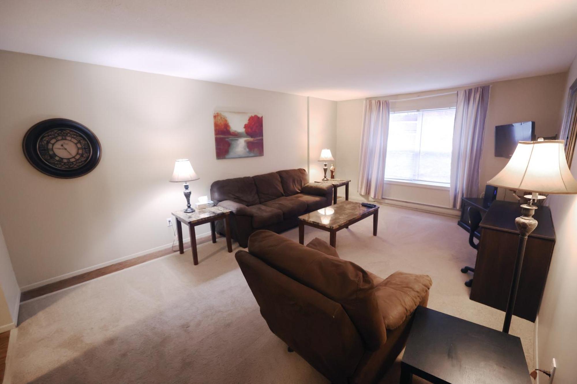 Apartament Paris Plaza Elliot Lake Zewnętrze zdjęcie